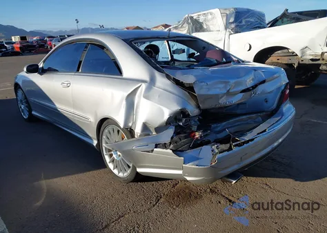 2005 Mercedes-Benz Clk 500 z USA, uszkodzony, nr VIN WDBTJ75J15F135012